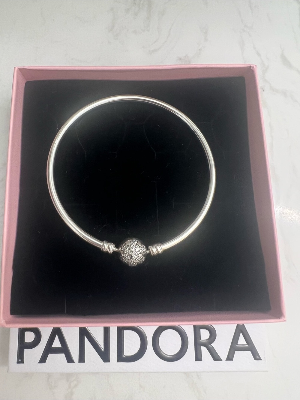 Pandora Moments Silver Bangle Bracelet with Pavé Snowflake Clasp